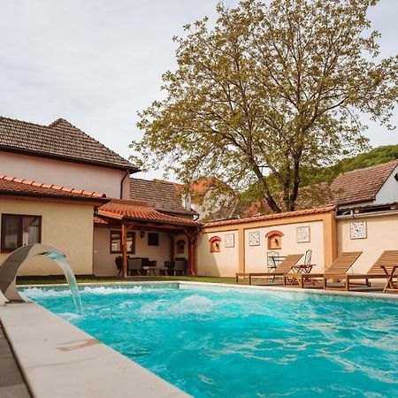 Carolina House Hotel Sighişoara Buitenkant foto